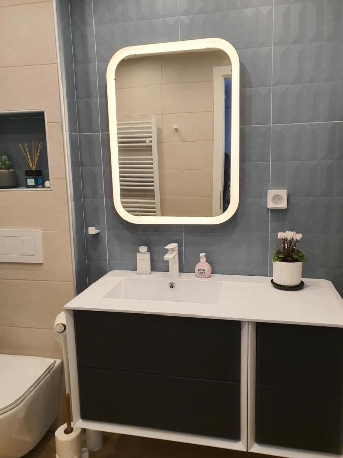 Tony'S Suite With Parking Atene Esterno foto