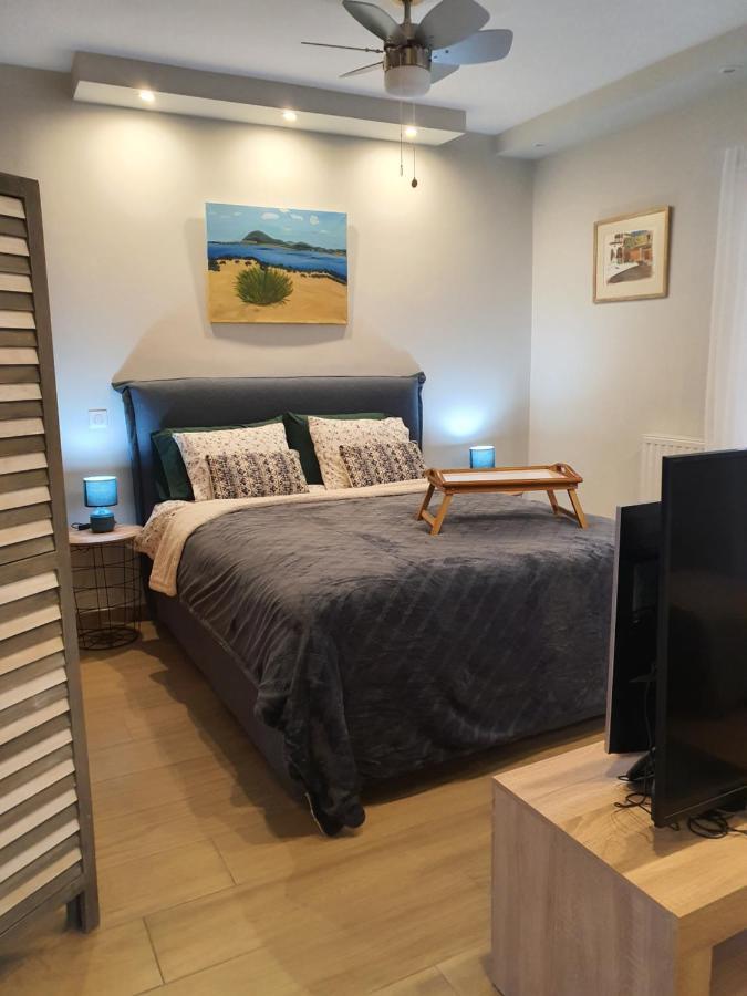 Tony'S Suite With Parking Atene Esterno foto